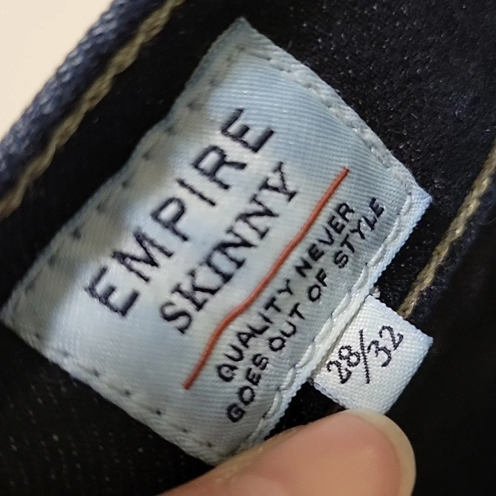 🎯Levi's Empire Skinny Women's Jeans - Dark Wash - Picture 6 of 9